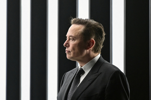 Elon Musk giving 'serious thought' to build a new social media platform