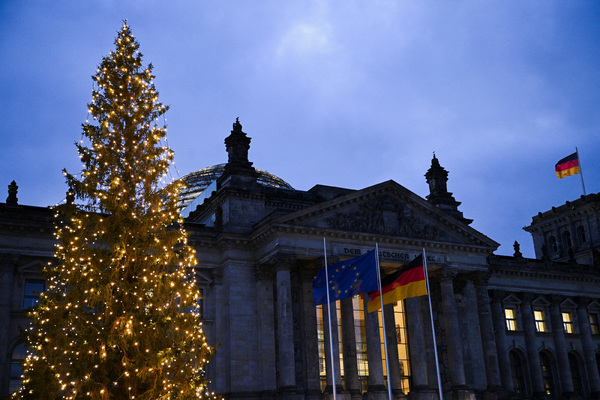 German parliament suffers suspected cyberattack during Zelenskiy&rsquo;s visit, FT reports