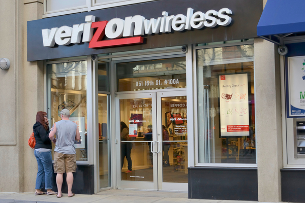 Verizon Wireless outage leaves phones in SOS mode across the United States