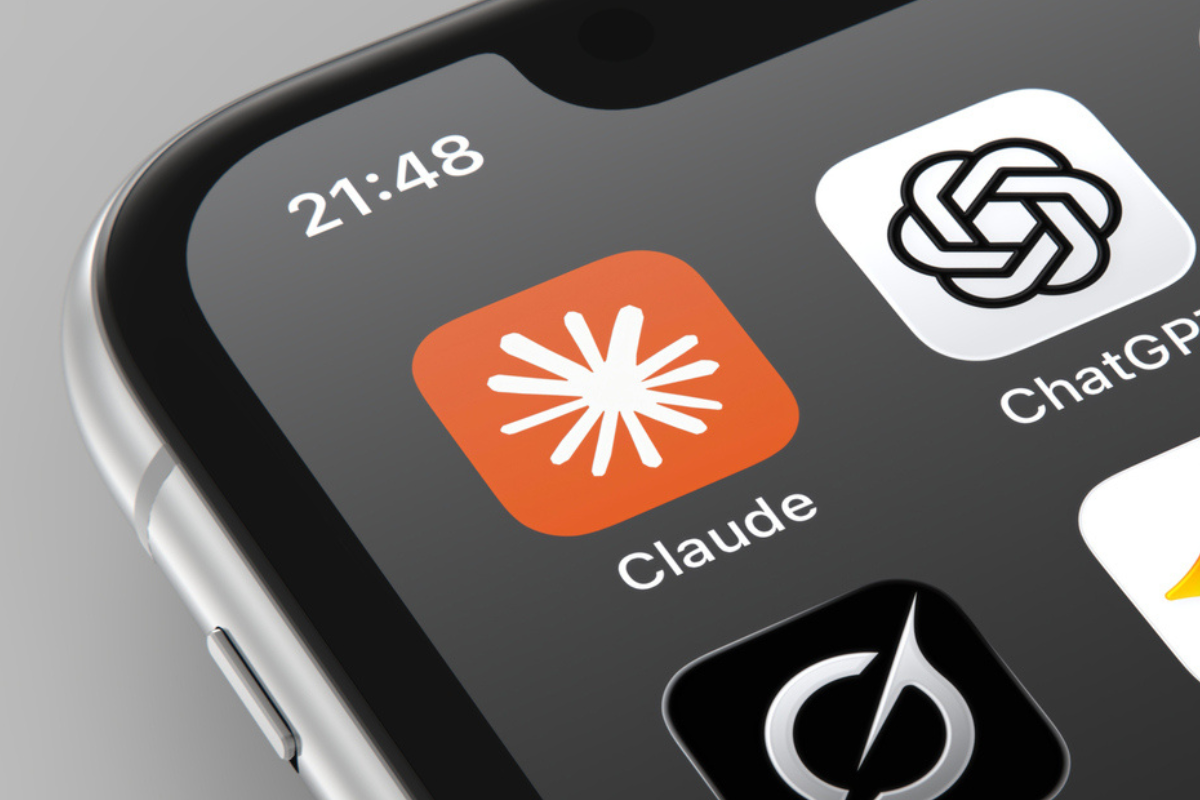 teiss - News - Anthropic accidentally leaks Claude Code source via ...