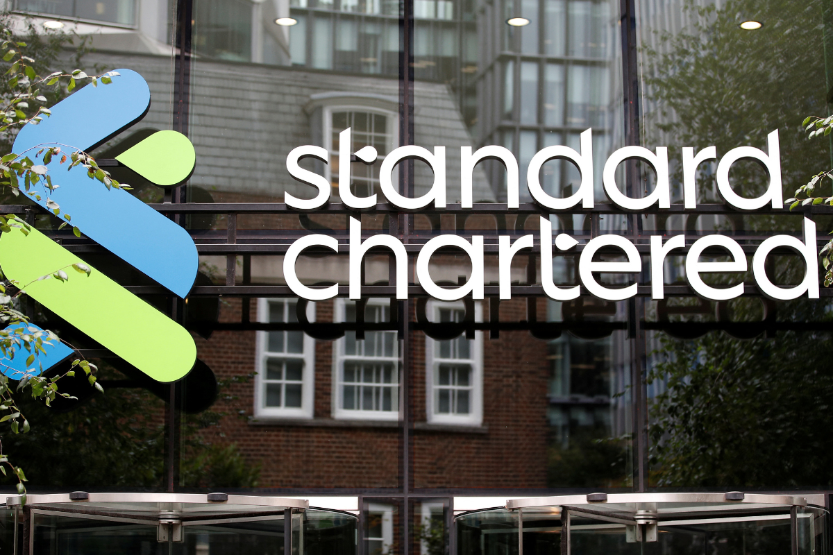 StanChart to cut over 7,000 jobs, boost AI to replace 'lower-value human capital'