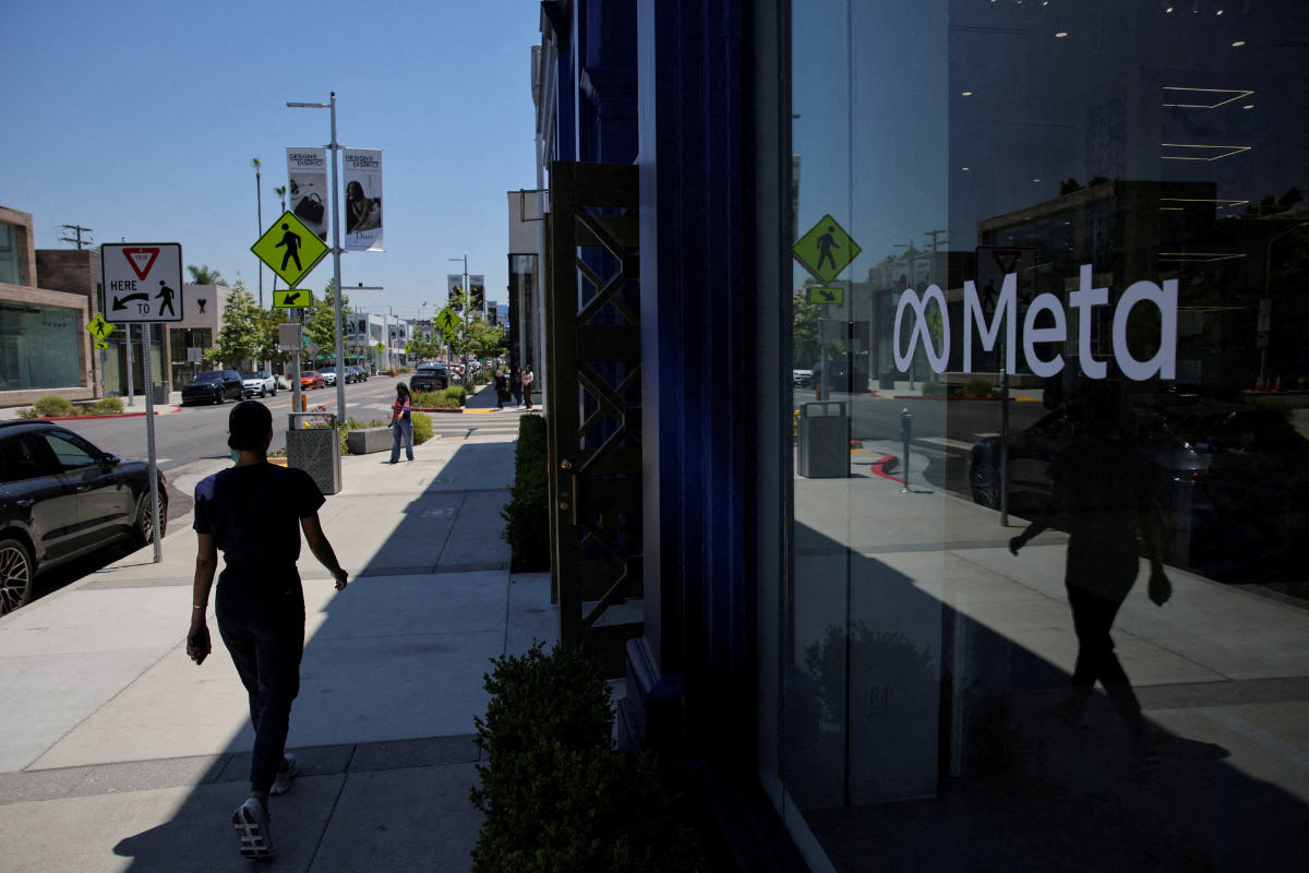 French antitrust watchdog orders Meta to resume talks with media groups over publishing fees